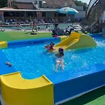 Mobil-home à Avec Terrasse, 2 - Api-1-52-1253 Camping *