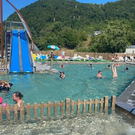 Mobil-home A Avec Terrasse, 2 - Api-1-52-1253