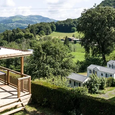 Mobil-home à Avec Terrasse, 2 - Api-1-52-1253 Camping Vic-sur-Cère