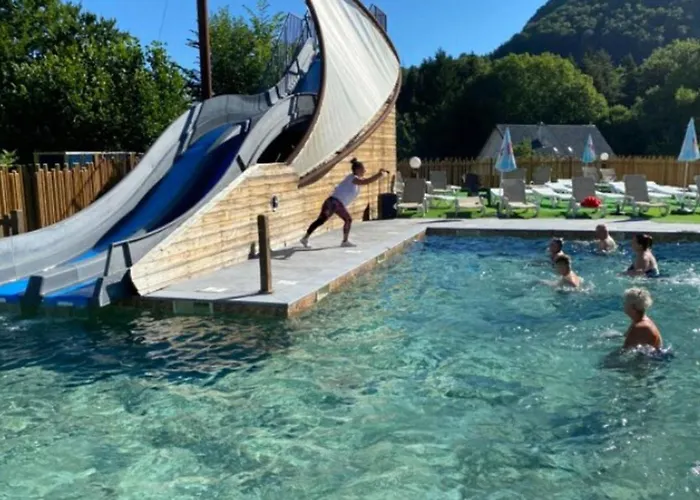 Mobil-home à Avec Terrasse, 2 - Api-1-52-1253 Camping Vic-sur-Cère